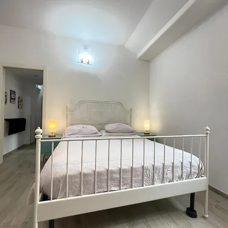 Delizioso In Via Di Monte Διαμέρισμα