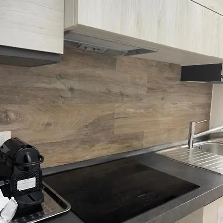 Delizioso In Via Di Monte